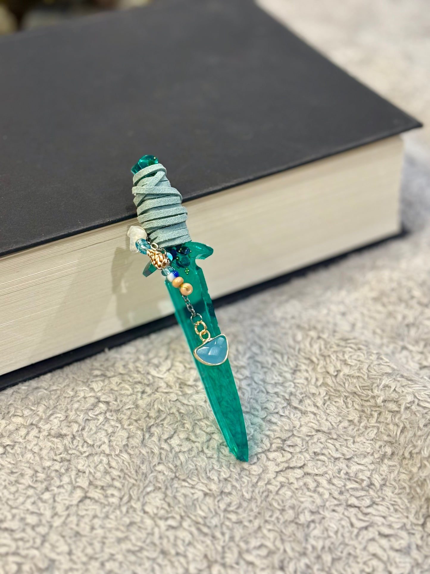 Green Sea and Moon Mini Resin Dagger
