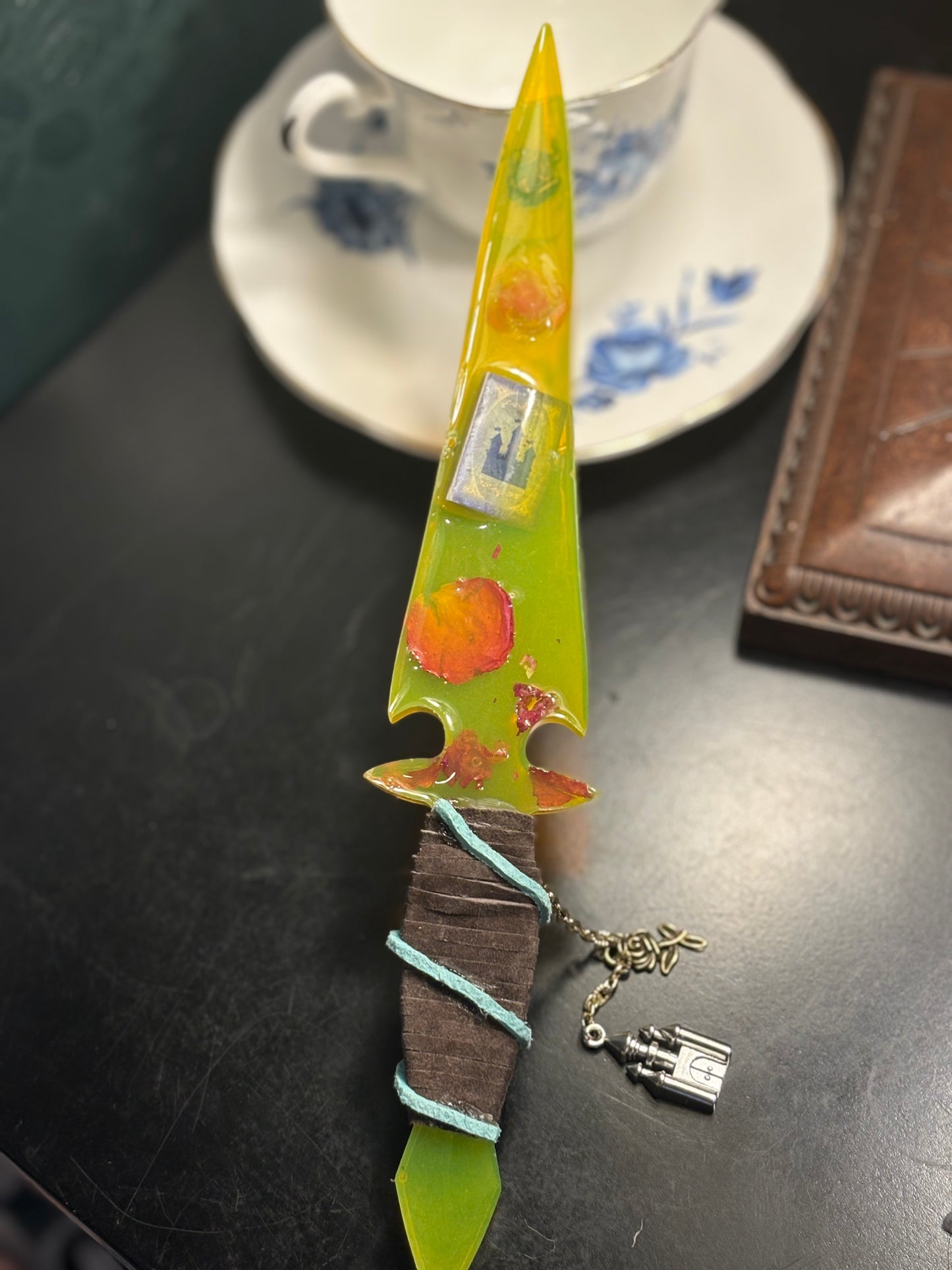 Belle 2.0 Resin Dagger