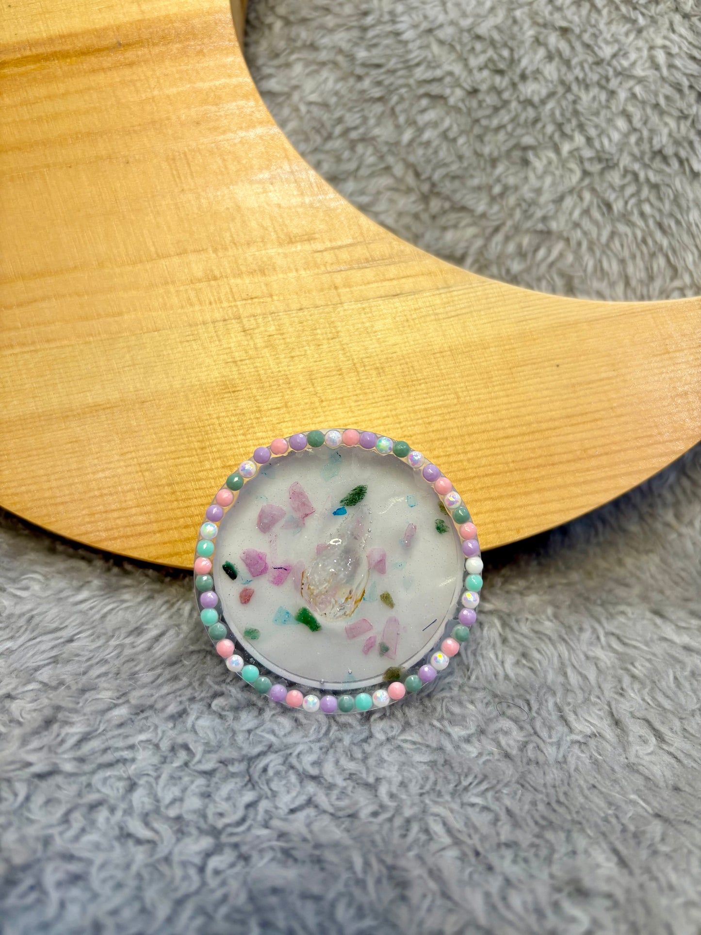 Clear Quartz Resin Phone Grip