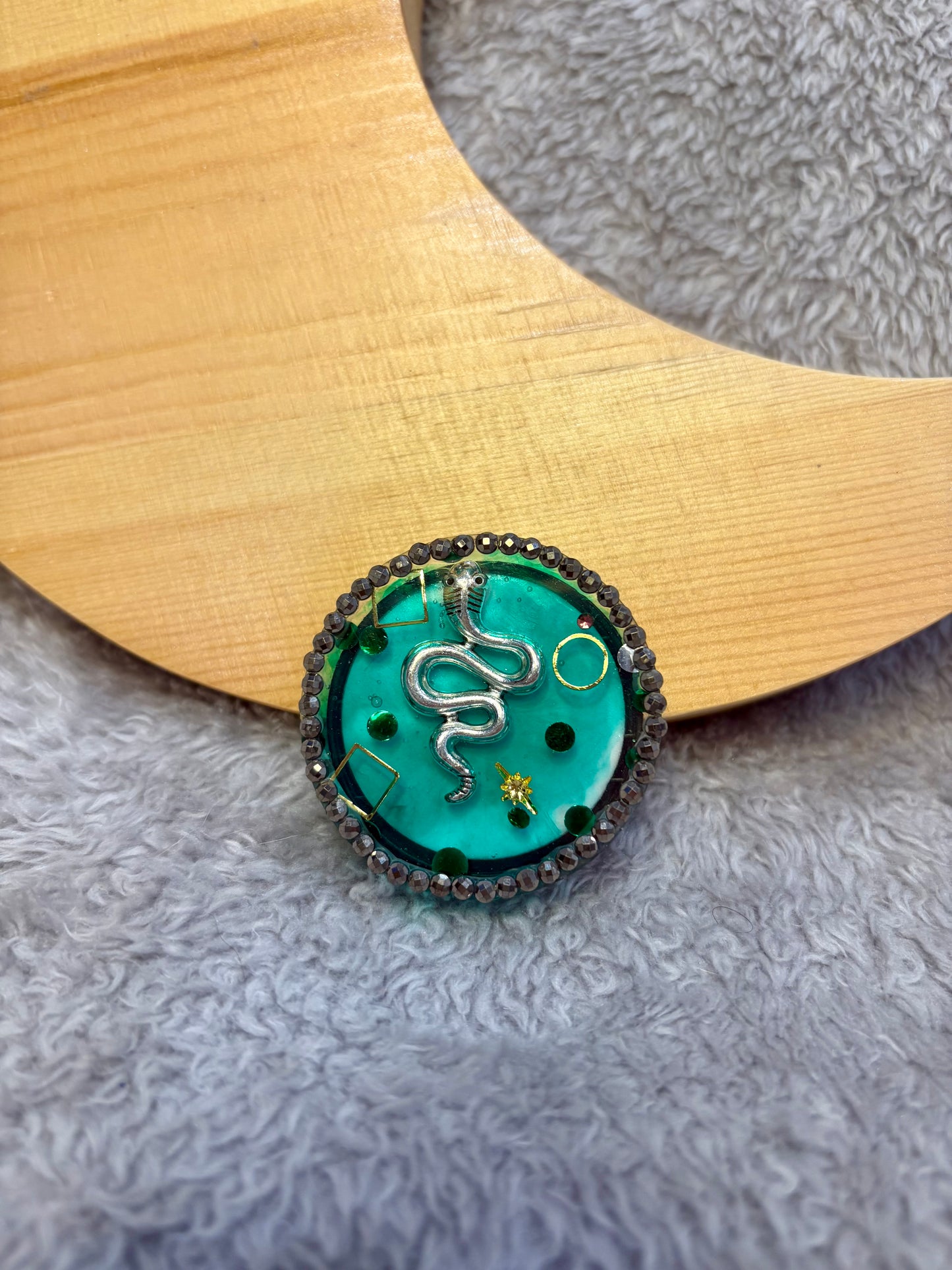 Snake Resin Phone Grip